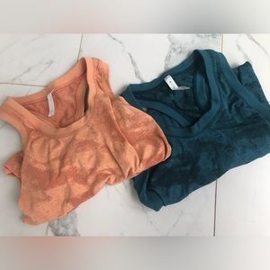 LOT OF 2 ATHLETA TANKS SIZE SMALL✨